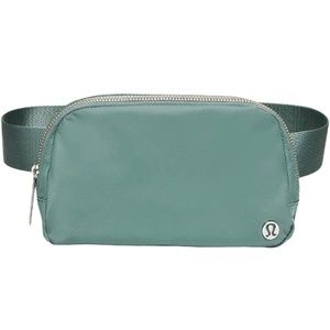 Lululemon everywhere belt bag teal